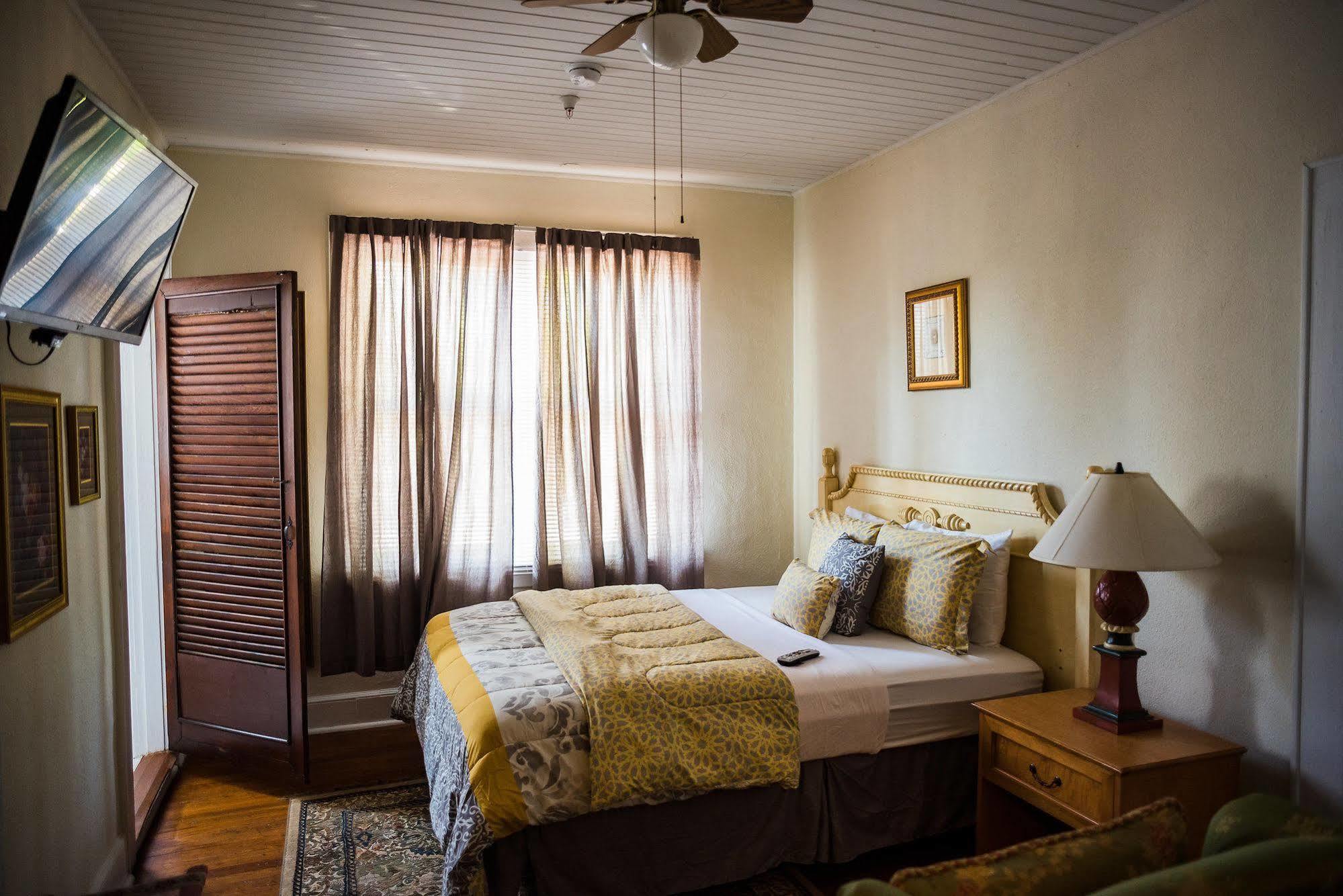 Putnam Lodge Hotel And Spa Cross City 외부 사진